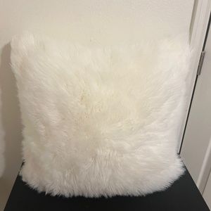 Fluffy pillow